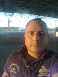REVICION ADUANERA EN SEMAFORO ROJO NVO.LAREDO,TAMPS.
